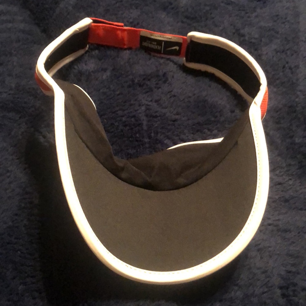 Nike Visor - Picture 2 of 2